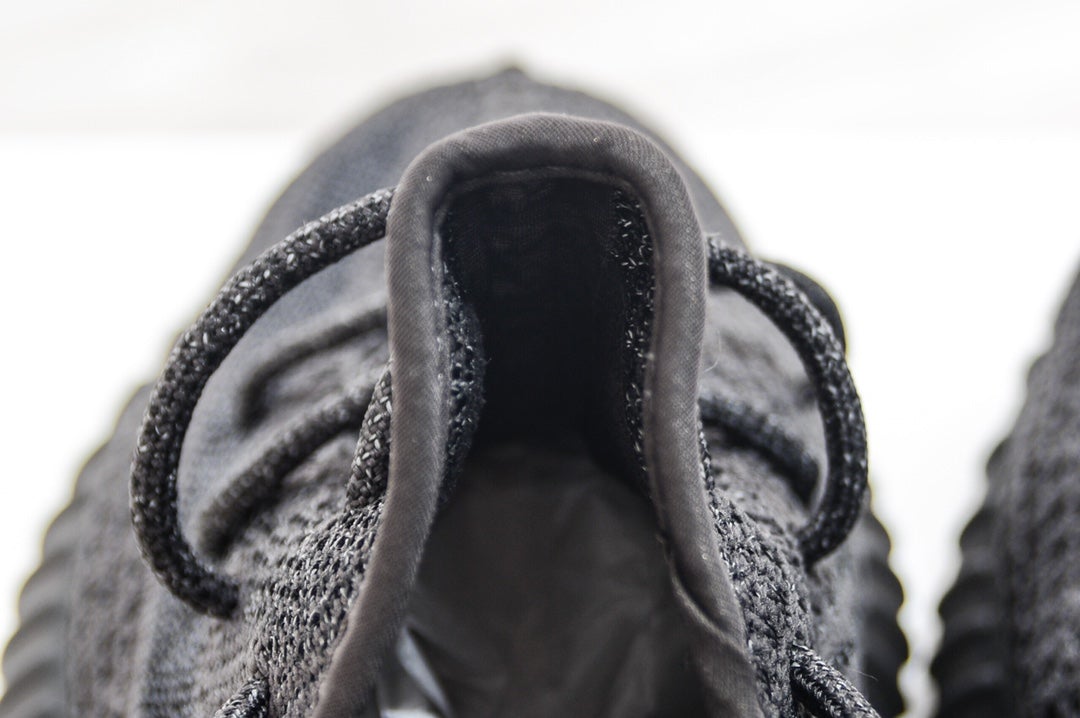 Replica Adidas Yeezy 350 V2 "Black Non-Reflection" Footwear